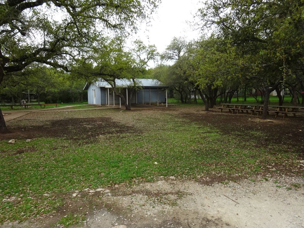 Office For Lease: 1901 W New Hope Dr, Cedar Park, TX 78613